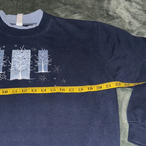 Decorated Originals Sweatshirt Womens Large Navy Blue Winter Snowflakes Pullover - Picture 6 of 8